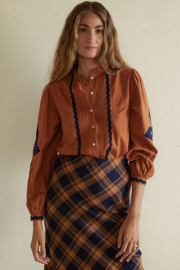 Leonor Blouse Caramel